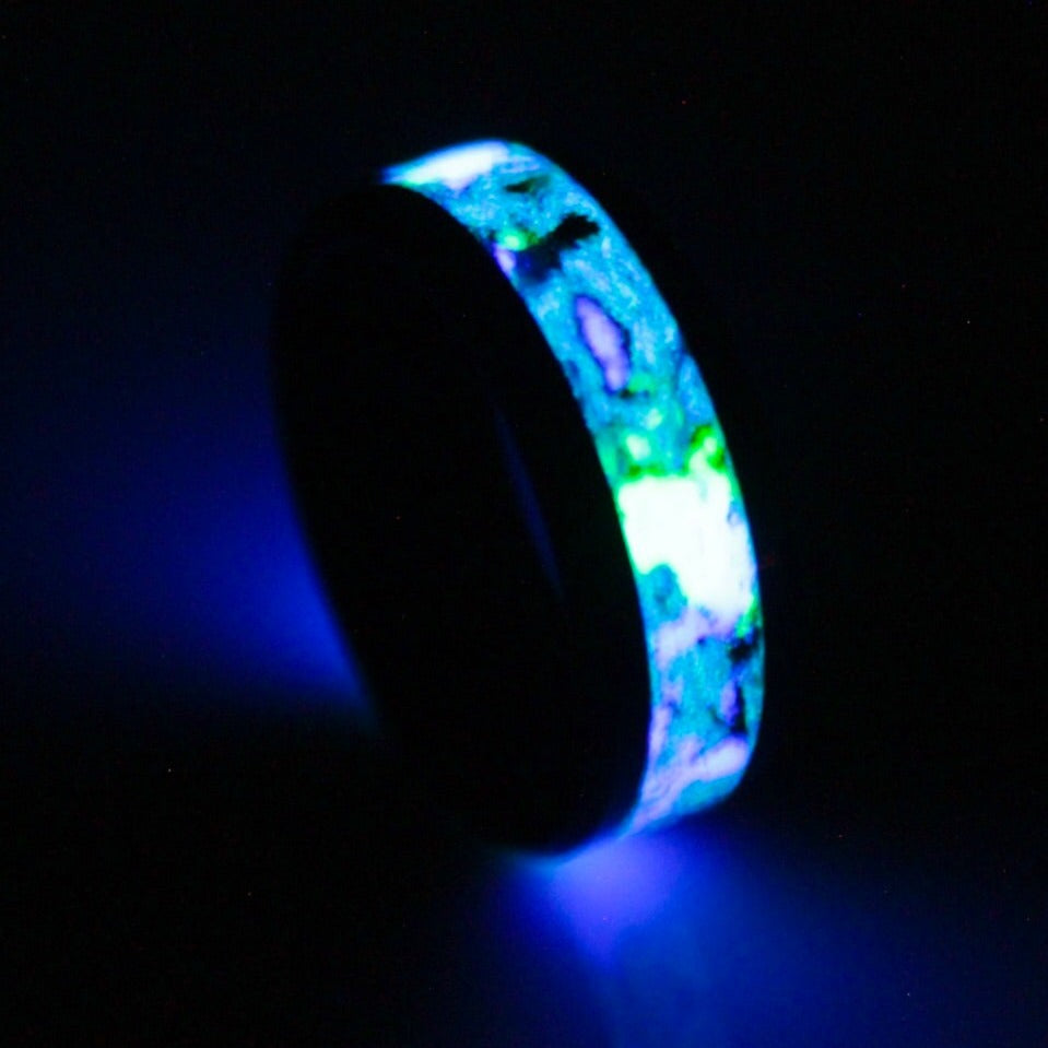 Sunken Treasure - Black Ceramic Ring